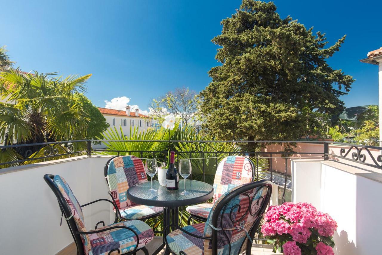 Apartments Ivona Малинска Экстерьер фото